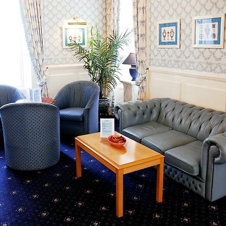 The Kveldsro House Hotel Леруик Экстерьер фото
